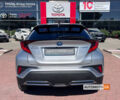 Серый Тойота C-HR, объемом двигателя 2 л и пробегом 52 тыс. км за 31900 $, фото 3 на Automoto.ua