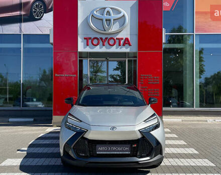 Сірий Тойота C-HR, об'ємом двигуна 1.99 л та пробігом 1 тис. км за 40943 $, фото 4 на Automoto.ua