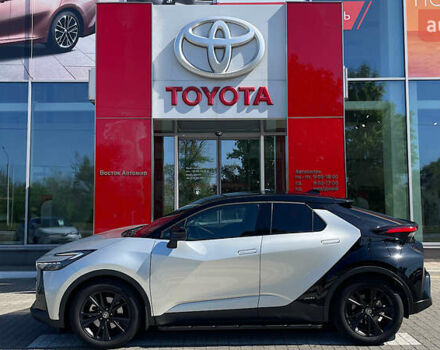 Сірий Тойота C-HR, об'ємом двигуна 1.99 л та пробігом 1 тис. км за 40943 $, фото 2 на Automoto.ua