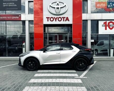 Сірий Тойота C-HR, об'ємом двигуна 1.99 л та пробігом 1 тис. км за 42337 $, фото 4 на Automoto.ua