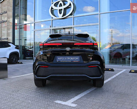 Серый Тойота C-HR, объемом двигателя 1.99 л и пробегом 4 тыс. км за 42000 $, фото 3 на Automoto.ua