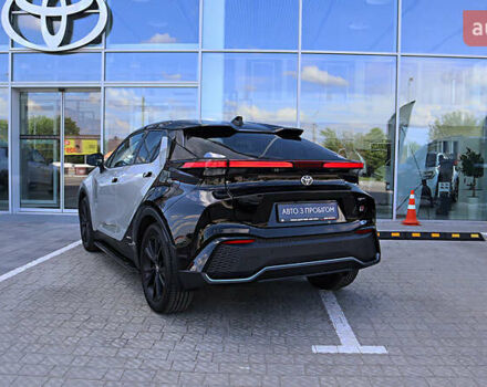 Серый Тойота C-HR, объемом двигателя 1.99 л и пробегом 4 тыс. км за 42000 $, фото 1 на Automoto.ua