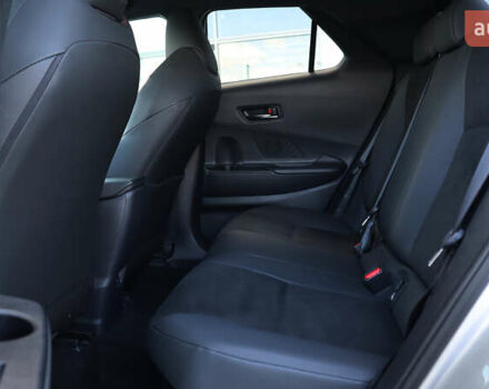 Серый Тойота C-HR, объемом двигателя 1.99 л и пробегом 4 тыс. км за 42000 $, фото 10 на Automoto.ua