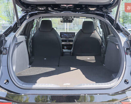 Серый Тойота C-HR, объемом двигателя 1.99 л и пробегом 1 тыс. км за 42308 $, фото 10 на Automoto.ua