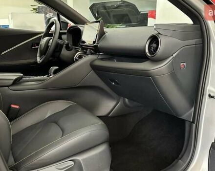 Серый Тойота C-HR, объемом двигателя 1.99 л и пробегом 7 тыс. км за 43634 $, фото 5 на Automoto.ua