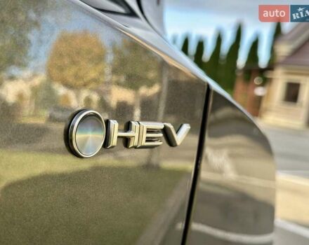 Серый Тойота C-HR, объемом двигателя 1.8 л и пробегом 5 тыс. км за 34999 $, фото 61 на Automoto.ua