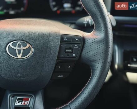 Серый Тойота C-HR, объемом двигателя 1.99 л и пробегом 8 тыс. км за 44489 $, фото 12 на Automoto.ua
