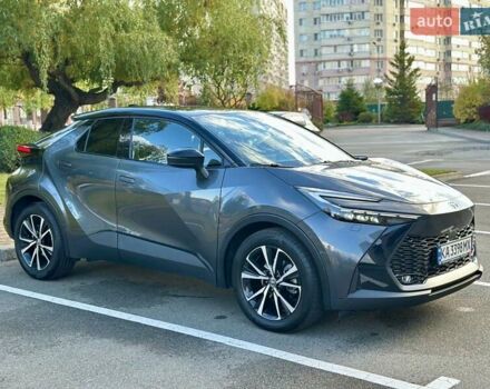 Серый Тойота C-HR, объемом двигателя 1.8 л и пробегом 5 тыс. км за 34999 $, фото 1 на Automoto.ua