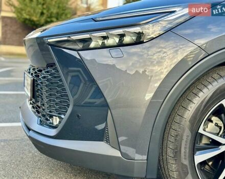 Серый Тойота C-HR, объемом двигателя 1.8 л и пробегом 5 тыс. км за 34999 $, фото 23 на Automoto.ua