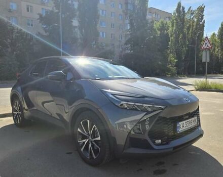 Серый Тойота C-HR, объемом двигателя 1.8 л и пробегом 5 тыс. км за 37300 $, фото 7 на Automoto.ua