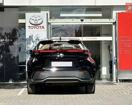 Серый Тойота C-HR, объемом двигателя 1.99 л и пробегом 7 тыс. км за 43634 $, фото 3 на Automoto.ua