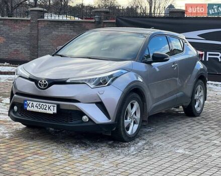 Сірий Тойота C-HR, об'ємом двигуна 1.2 л та пробігом 71 тис. км за 17200 $, фото 1 на Automoto.ua