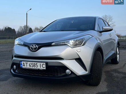 Тойота C-HR 2016 в Ивано-Франковске на Automoto.ua Серый Тойота C-HR, объемом двигателя 1.2 л и пробегом 122 тыс. км за 18200 $, фото 1 на Automoto.ua