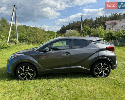 Сірий Тойота C-HR, об'ємом двигуна 1.99 л та пробігом 133 тис. км за 15499 $, фото 1 на Automoto.ua