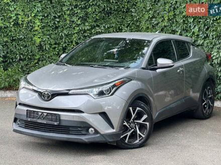 Тойота C-HR 2017 в Калиновке на Automoto.ua Серый Тойота C-HR, объемом двигателя 1.99 л и пробегом 74 тыс. км за 16499 $, фото 1 на Automoto.ua