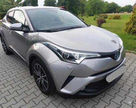 Серый Тойота C-HR, объемом двигателя 0 л и пробегом 51 тыс. км за 14000 $, фото 1 на Automoto.ua