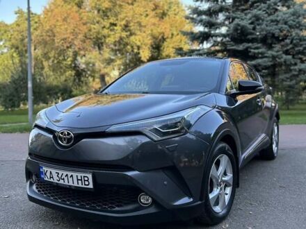 Серый Тойота C-HR, объемом двигателя 1.2 л и пробегом 112 тыс. км за 16800 $, фото 1 на Automoto.ua