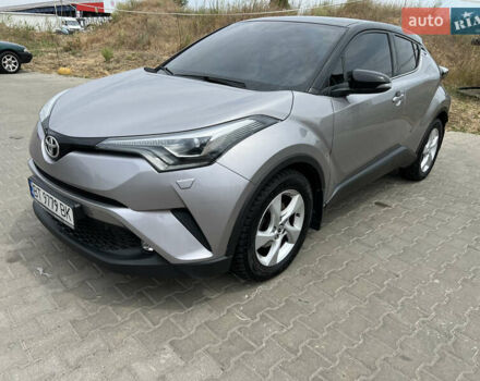 Серый Тойота C-HR, объемом двигателя 1.2 л и пробегом 50 тыс. км за 22000 $, фото 1 на Automoto.ua