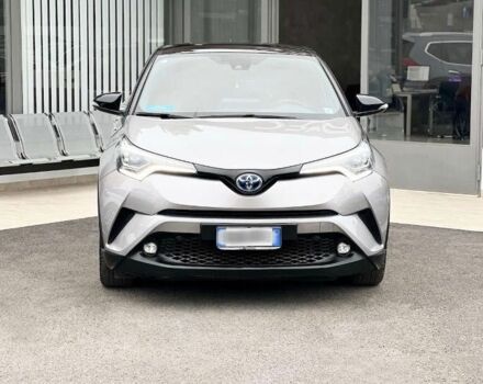 Серый Тойота C-HR, объемом двигателя 1.8 л и пробегом 130 тыс. км за 8400 $, фото 1 на Automoto.ua