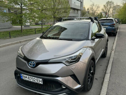 Серый Тойота C-HR, объемом двигателя 1.8 л и пробегом 189 тыс. км за 21200 $, фото 1 на Automoto.ua