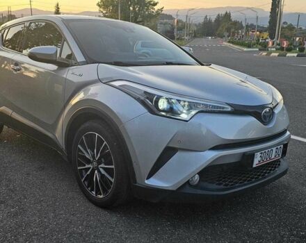Сірий Тойота C-HR, об'ємом двигуна 1.8 л та пробігом 34 тис. км за 12300 $, фото 1 на Automoto.ua