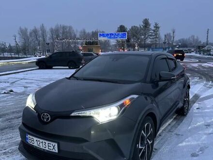 Сірий Тойота C-HR, об'ємом двигуна 1.99 л та пробігом 105 тис. км за 18000 $, фото 1 на Automoto.ua