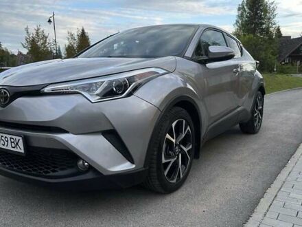 Тойота C-HR 2017 в Ужгороде на Automoto.ua Серый Тойота C-HR, объемом двигателя 1.99 л и пробегом 167 тыс. км за 18500 $, фото 1 на Automoto.ua