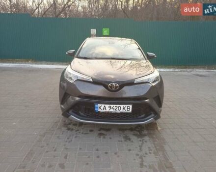Сірий Тойота C-HR, об'ємом двигуна 1.99 л та пробігом 118 тис. км за 15800 $, фото 1 на Automoto.ua
