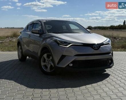 Сірий Тойота C-HR, об'ємом двигуна 1.8 л та пробігом 50 тис. км за 23500 $, фото 1 на Automoto.ua