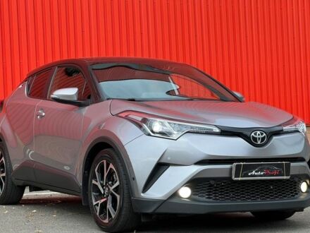 Серый Тойота C-HR, объемом двигателя 0 л и пробегом 49 тыс. км за 19500 $, фото 1 на Automoto.ua