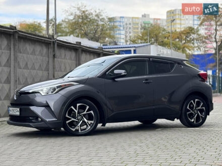 Тойота C-HR 2019 в Одессе на Automoto.ua Серый Тойота C-HR, объемом двигателя 1.99 л и пробегом 136 тыс. км за 19300 $, фото 1 на Automoto.ua