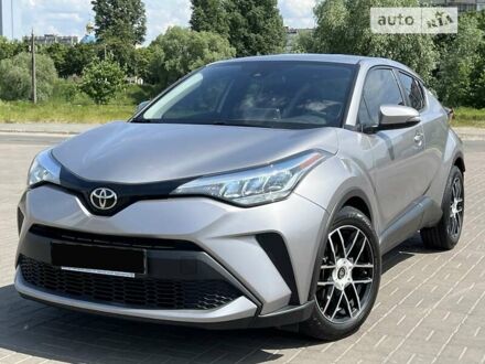 Серый Тойота C-HR, объемом двигателя 1.99 л и пробегом 67 тыс. км за 19700 $, фото 1 на Automoto.ua