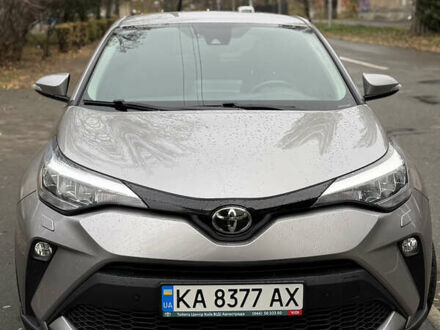 Серый Тойота C-HR, объемом двигателя 1.2 л и пробегом 54 тыс. км за 21500 $, фото 1 на Automoto.ua
