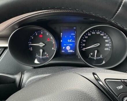 Серый Тойота C-HR, объемом двигателя 1.2 л и пробегом 12 тыс. км за 26500 $, фото 1 на Automoto.ua