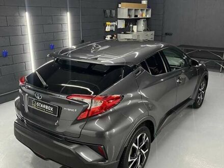 Тойота C-HR 2019 в Полтаве на Automoto.ua Серый Тойота C-HR, объемом двигателя 1.8 л и пробегом 16 тыс. км за 24999 $, фото 1 на Automoto.ua