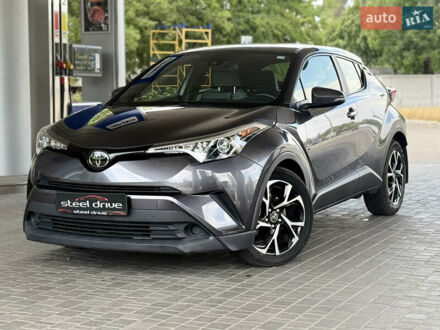 Тойота C-HR 2019 в Николаеве на Automoto.ua Серый Тойота C-HR, объемом двигателя 1.99 л и пробегом 47 тыс. км за 19299 $, фото 1 на Automoto.ua
