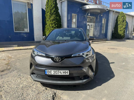 Сірий Тойота C-HR, об'ємом двигуна 1.99 л та пробігом 47 тис. км за 18999 $, фото 1 на Automoto.ua