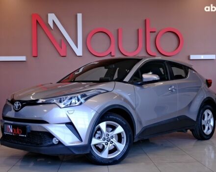 Серый Тойота C-HR, объемом двигателя 1.2 л и пробегом 52 тыс. км за 18900 $, фото 1 на Automoto.ua