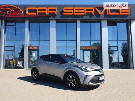 Серый Тойота C-HR, объемом двигателя 1.99 л и пробегом 121 тыс. км за 24999 $, фото 1 на Automoto.ua