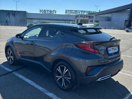 Сірий Тойота C-HR, об'ємом двигуна 1.99 л та пробігом 64 тис. км за 29000 $, фото 1 на Automoto.ua