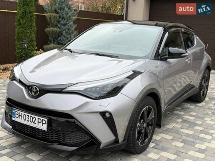 Серый Тойота C-HR, объемом двигателя 1.99 л и пробегом 43 тыс. км за 29500 $, фото 1 на Automoto.ua