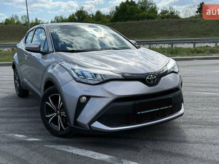 Тойота C-HR 2021 в Киеве на Automoto.ua Серый Тойота C-HR, объемом двигателя 1.2 л и пробегом 27 тыс. км за 28000 $, фото 1 на Automoto.ua