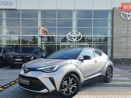 Тойота C-HR 2021 в Киеве на Automoto.ua Серый Тойота C-HR, объемом двигателя 1.99 л и пробегом 32 тыс. км за 29362 $, фото 1 на Automoto.ua