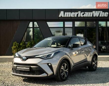 Серый Тойота C-HR, объемом двигателя 1.8 л и пробегом 45 тыс. км за 28900 $, фото 1 на Automoto.ua