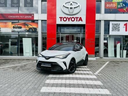 Тойота C-HR 2021 у Тернополі на Automoto.ua Сірий Тойота C-HR, об'ємом двигуна 1.99 л та пробігом 59 тис. км за 30060 $, фото 1 на Automoto.ua