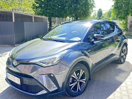 Сірий Тойота C-HR, об'ємом двигуна 1.2 л та пробігом 37 тис. км за 26500 $, фото 1 на Automoto.ua