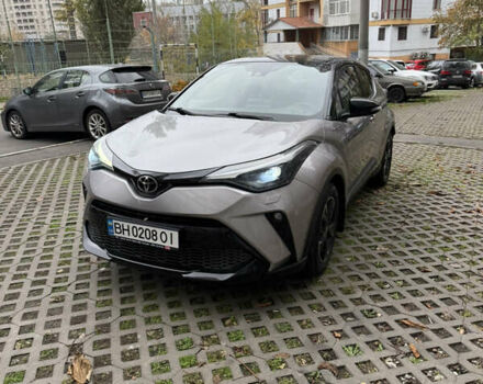 Сірий Тойота C-HR, об'ємом двигуна 1.99 л та пробігом 19 тис. км за 27500 $, фото 1 на Automoto.ua