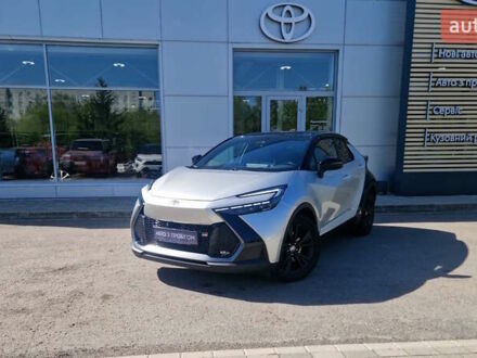 Тойота C-HR 2023 в Кропивницком (Кировограде) на Automoto.ua Серый Тойота C-HR, объемом двигателя 1.99 л и пробегом 2 тыс. км за 41254 $, фото 1 на Automoto.ua