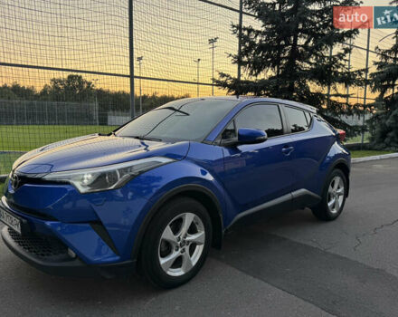 Синий Тойота C-HR, объемом двигателя 1.2 л и пробегом 70 тыс. км за 17500 $, фото 15 на Automoto.ua