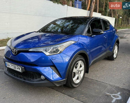 Синий Тойота C-HR, объемом двигателя 1.2 л и пробегом 75 тыс. км за 17300 $, фото 3 на Automoto.ua